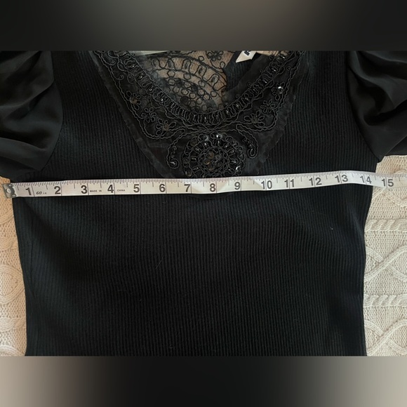 Nygard Collection Elegant Black Lace beaded Embroidery at Neckline SZ S - Picture 14 of 15